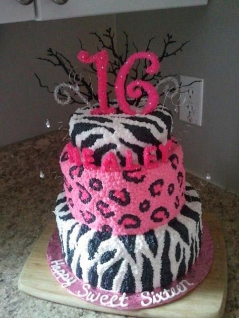 sweet 16 zebra and cheetah cake. Essen, Sweet 16 2000s, Sweet 16 Party Ideas Y2k, Trashy Y2k Birthday Party, Mcbling Birthday Cake, Early 2000s Cake, Trashy Y2k Birthday, 2000s Sweet 16, Y2k Sweet 16