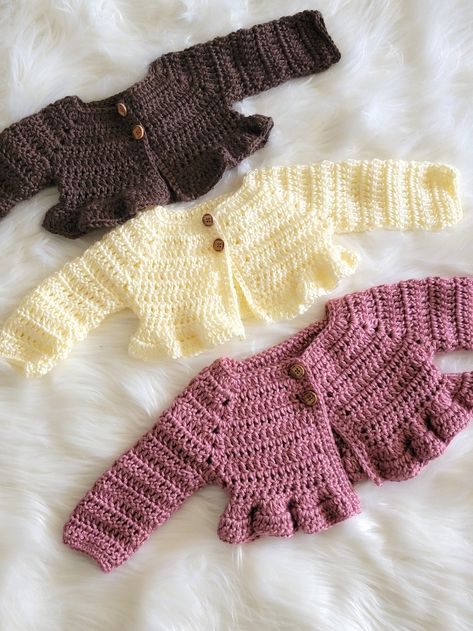 Crochet Cardigan With Hood, Crochet Baby Girl Sweater, Pola Sweater, Crochet Baby Cardigan Free Pattern, Crochet Hooded Scarf Pattern, Baby Cardigan Pattern Crochet, Diy Crochet Sweater, Crochet Baby Projects, Crocheted Slippers