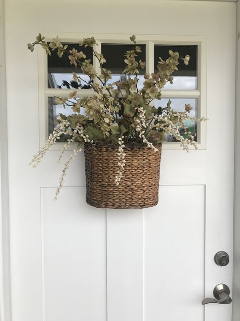 Hanging Front Door Flower Basket Seasonal Front Door Wreaths, Front Door Christmas Baskets, Fall Hanging Wall Baskets, Door Basket For Fall, Hanging Flowers Basket, Hanging Front Door Basket, Front Door Floral Basket, Basket Front Door Wreath, Front Door Baskets Fall