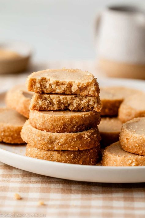 Brown Sugar Shortbread Cookies - Sally's Baking Addiction Sally’s Baking Shortbread, Brown Sugar Shortbread Cookies, Shortbread Sugar Cookies, Sallysbakingaddiction Cookies, Brown Sugar Shortbread Cookies Recipe, Cookie Bucket, Sugar Shortbread Cookies, Brown Sugar Shortbread, Shortbread Bars Recipes