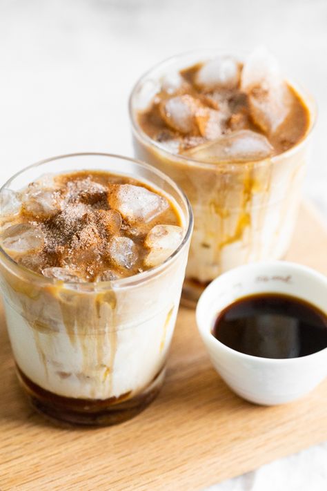 Apple Spice Coffee Syrup, Homemade Apple Syrup For Coffee, Iced Coffee With Caramel Syrup, Apple Brown Sugar Syrup Starbucks, Diy Brown Sugar Coffee Syrup, Brown Sugar Coffee Syrup, Apple Crisp Macchiato, Coffee With Condensed Milk, Apple Molasses