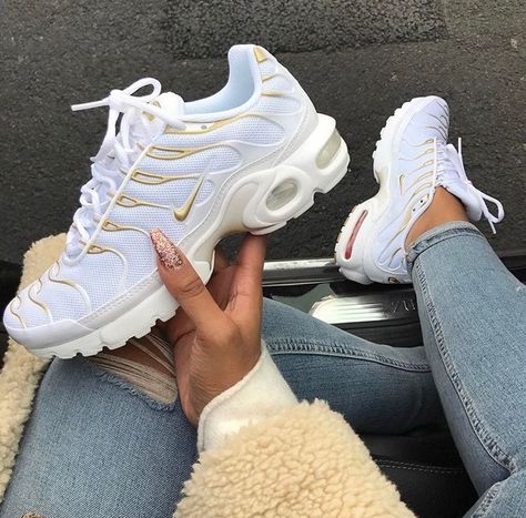 white and gold air max plus. Nike Gold, Nike Free Shoes, Nike Air Max Plus, Gym Shoes, Nike Shoes Women, Dream Shoes, Nike Sneakers, White Nikes, White Sneakers