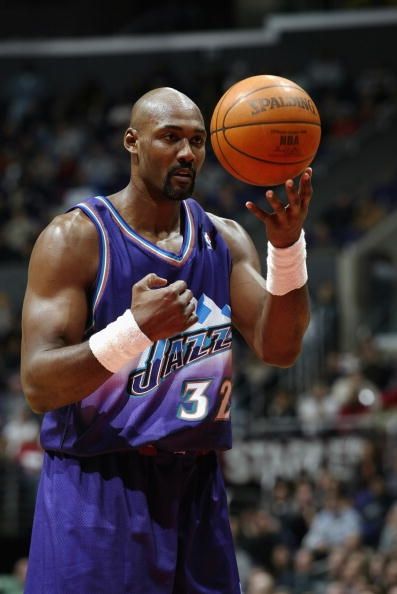 Karl Malone #TheMailman Brock Lesnar Wwe, Retro Nba, Sports Athletes, John Stockton, Best Nba Players, Nba History, Jazz Players, Street Basketball, Karl Malone