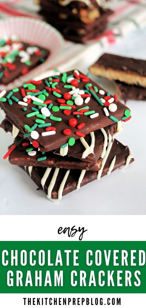 Christmas Bark Graham Crackers, Christmas Graham Cracker Treats, Chocolate Covered Graham Crackers Recipe, Graham Cracker Chocolate Bark, Chocolate Dipped Graham Crackers, Chocolate Covered Graham Crackers Christmas, Recipes With Graham Crackers, Chocolate Covered Crackers, Dipped Graham Crackers