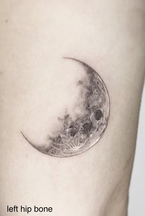 Intricate Moon Tattoo, Male Moon Tattoo, Earth Art Tattoo, Moon Tattoo Shoulder, Unique Moon Tattoo, Realistic Moon Tattoo, Concept Tattoo, Half Moon Tattoo, Luna Tattoo