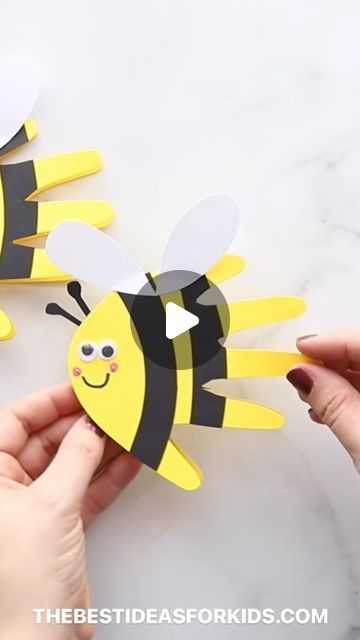 871K views · 25K likes | Kim McLeod | The Best Ideas for Kids on Instagram: "BEE MINE 🐝 HANDPRINT CARD  Follow me @bestideasforkids for more crafts for kids 🎨   Can you BEE-lieve it’s almost Valentine’s Day?  This adorable bee handprint 🐝 couldn’t be any cuter to make this year 😍  This is an easy one for kids to make on their own too!   Here’s what you need:   * 	Cardstock – yellow, black, white * 	Small googly eyes 👀  * 	Pink paint  * 	Black marker  You can see the full post on my site. Search “bee handprint” on thebestideasforkids.com  Follow me at @bestideasforkids for more fun kid craft and recipe ideas. 🖍 🎨   #preschool  #preschoolart  #toddleractivities #kidsactivities  #totschool #kidscrafts #preschooler #prek #toddlercrafts #busytoddler  #kindergarten #montessori #teachersfo Yellow Day Crafts For Kids, Yellow Day Activities Preschool, Bee Handprint, Kindergarten Montessori, Bee Crafts For Kids, Valentine Crafts For Kids, Spring Crafts For Kids, Preschool Art Activities, Handprint Craft