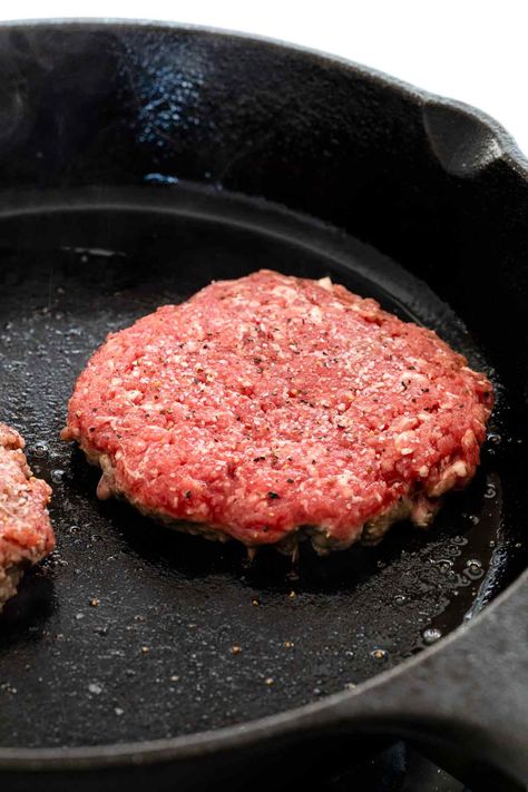 Easy Beef Burger Recipes, Burgers On Skillet, Best Stove Top Burgers, Hamburger Recipes Stove Top, Making Burgers From Ground Beef, Burger Recipes Beef Stove, Ground Chuck Burgers Recipes, Burger Recipes On Stove, How To Make Burgers On The Stove