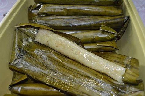 Mely's kitchen: How To make a Perfect Suman Bibingka Recipe, Filipino Dessert Recipes, Philippine Cuisine, Filipino Snacks, Pinoy Dessert, Philippines Recipes, Filipino Food Dessert, Native Foods, Philippines Food