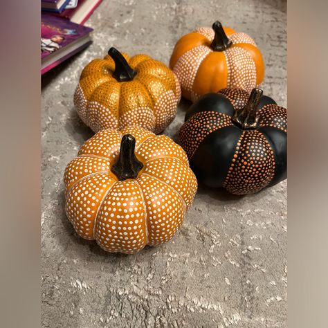 Handmade Handpainted Dot Painted Pumpkins -Choose One New Handpainted Using Dotting Technique-Each Dot Placed One At A Time Freehand Using Acrylic Paint. Price Is For One Pumpkin Of Your Choice. Choose From All White Pumpkin, Gold, White & Black Pumpkin, Black Pumpkin Or White/Orange Pumpkin. Each Measures 4”W X 3.5”H Mushroom Pumpkin Painting, White Painted Pumpkins, Painted Orange Pumpkins, Couples Pumpkin Painting, Dot Paint Pumpkin, Decorative Pumpkins, Mini Painted Pumpkins, Diy Painted Pumpkins, Thanksgiving Pumpkins Painting