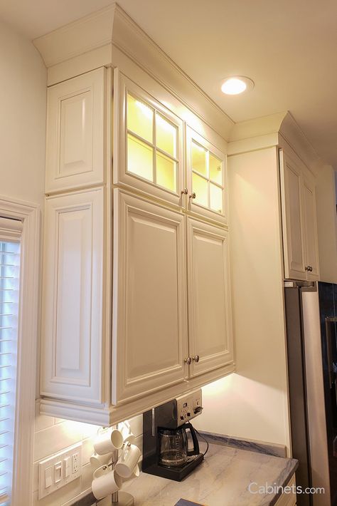 Painted Raised Panel Kitchen Cabinets, Alabaster Kitchen, Full Overlay Cabinets, Raised Panel Kitchen Cabinets, Kitchen With Large Island, Raised Panel Cabinet Doors, Decorative Doors, Diy Kitchen Cabinets Painting, Traditional Kitchen Cabinets