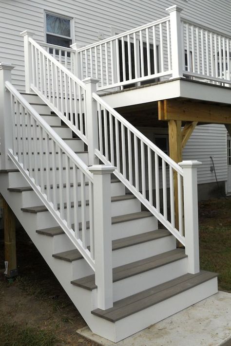 Wood-plastic composite decking can be widely used, for indoor or outdoor use, and it can also be built and installed as an outdoor stair. Composite Stairs, Decking Stairs, Exterior Staircase, Composite Flooring, Gazebo On Deck, Deck Railing Ideas, Front Of House Ideas, Railing Ideas, Wood Plastic Composite