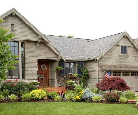 Landscape for Curb Appeal... The landscape on this reminds me of my Mom and Dad's front yard.  love it. Carriage Style Garage Doors, Landscape Ideas Front Yard Curb Appeal, Curb Appeal Landscape, Front Yards Curb Appeal, Small Front Yard Landscaping, Small Front Yard, Front Landscaping, Ranch Style Homes, Ranch Style Home