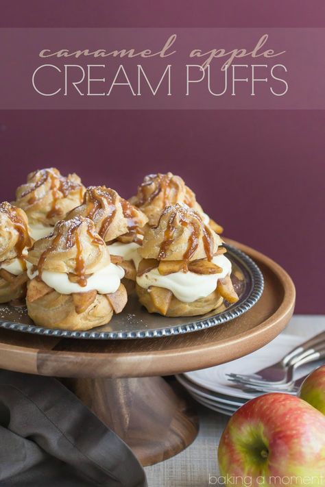 Caramel Apple Cream Puffs- Omg SO good! Loved the way the fluffy cream contrasts with the crusty puff... the caramel apples are the icing on the cake! Great make-ahead dessert for a special occasion. Vanilla Cream Puffs, Cream Puff Dessert, Puff Dessert, Apple Cream, Cream Puff Recipe, Puff Recipe, Make Ahead Desserts, Cinnamon Apple, Sweet Breads