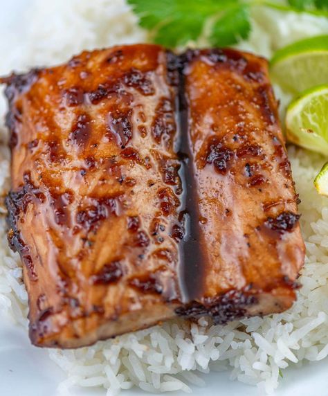 Baked Ginger Glazed Mahi-mahi - speedyrecipe.com Mahi Mahi Recipes Baked, Mahi Recipes, Baked Mahi Mahi, Mahi Mahi Recipes, Air Fryer Fish Recipes, Baked Fish Recipes, Ginger Honey, Fish Varieties, Fish Recipes Healthy