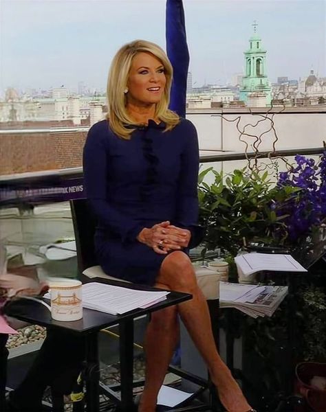 Martha Maccallum, Female News Anchors, Mother Of Groom Dresses, Groom Dresses, Great Legs, Groom Dress, Mother Of The Groom, Fox News, Stylish Women