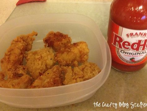 Homemade Chicken Nuggets | Chicken Nugget Recipe | Families and Kids | Recipe Idea | Easy Fried Dinners Diy Dinner Recipes, Diy Dinner, Homemade Chicken Nuggets, Chicken Milk, Chicken Nugget Recipes, Chicken Chunks, Chicken Nugget, Uh Oh, Kids Recipes