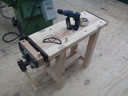 Mini Workbench! - by Michaelgurrado @ LumberJocks.com ~ woodworking community Mini Workbench, Small Workbench, Workbench Ideas, Portable Workbench, Workbench Designs, Woodworking Lamp, Work Benches, Woodworking Desk, Woodworking Bench Plans