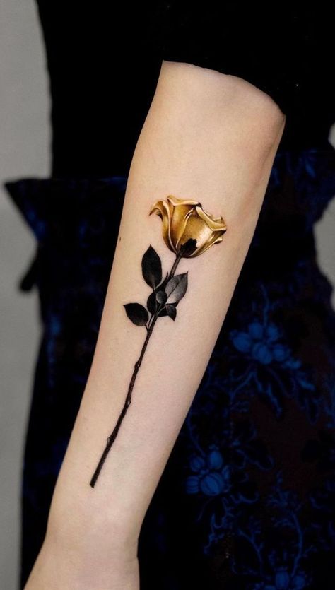 Sun Back Tattoo, Gold Tattoo Ink, Rose Gold Tattoo, Silver Tattoo, Gamer Tattoos, Muster Tattoos, Gold Tattoo, Metal Tattoo, Gorgeous Tattoos