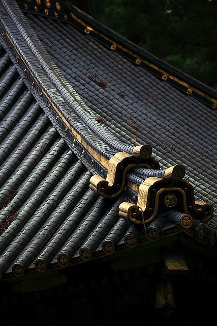 Japanese Places, Japanese Roof, Traditional Japanese Architecture, Japan Architecture, Japanese Temple, Asian Architecture, Roof Detail, Chinese Architecture, Japanese Architecture