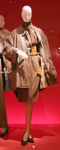 Historic Clothing, American Fashion Designers, Costume Institute, Bill Blass, Historical Clothing, Metropolitan Museum Of Art, Metropolitan Museum, Museum Of Art, Couture Fashion