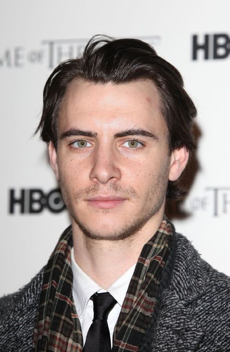 In love with this guy after seeing him on stage at the Old Vic. Talent. Theatre Actors, Harry Lloyd, Jonathan Bennett, British Boys, British Men, British Actors, Cute Actors, Hollywood Celebrities, Most Beautiful Man