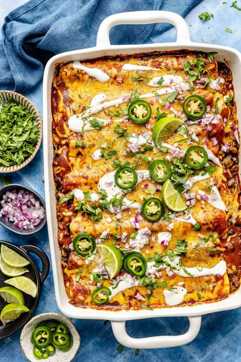 Red Enchilada Casserole Ground Beef, Enchilada Ground Beef, Healthy Beef Enchilada Recipe, Beef And Bean Casserole, Ground Beef Enchiladas With Green Sauce, Easy Enchiladas Recipe, Ground Beef Enchiladas With Red Sauce, Red Chili Enchiladas, Beef Enchiladas With Red Sauce