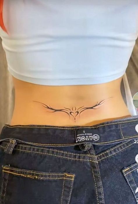 Henna Tattoo Designs Lower Back, Lower Back Tattoo Designs For Women, Around Belly Button Tattoos For Women, Cute Lower Back Tattoos For Women, Tattoos On Lower Back, Cute Tramp Stamp, Tattoo Lower Back, Lower Back Tattoo Designs, Lower Back Tattoo