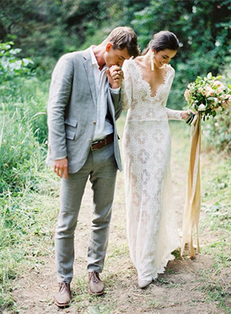 Textured Modern Wedding Inspiration Bohemian Weddings, Bodas Boho Chic, Alaska Elopement, Wedding Snap, Long Gown For Wedding, Modern Wedding Inspiration, Wedding 2024, Lace Mermaid Wedding Dress, Groom Attire