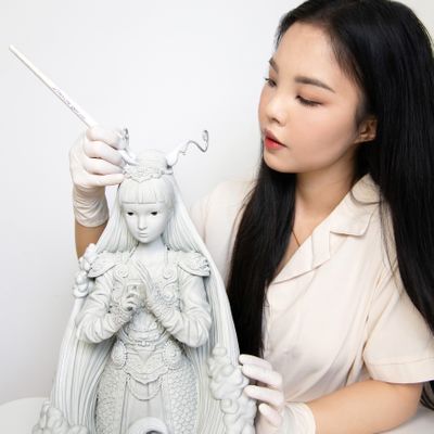 Tina Yu is creating Sculptures | Patreon Tina Yu, Textile Sculpture, Crafty Craft, Makeup Collection, Art Toy, Clay Art, Monster High, 3d Art, Art Dolls