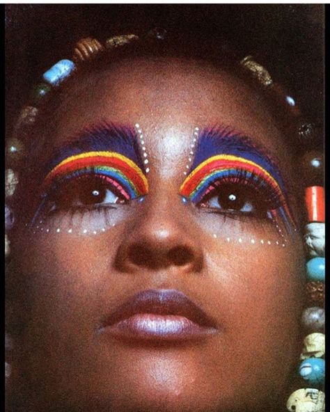 Marsha Hunt for Vogue , 1968 🌈 Marsha Hunt, Festival Eye Makeup, 60s Makeup, Festival Face, Rainbow Face, Rainbow Eyes, Festival Makeup, Eye Make, Makeup Videos