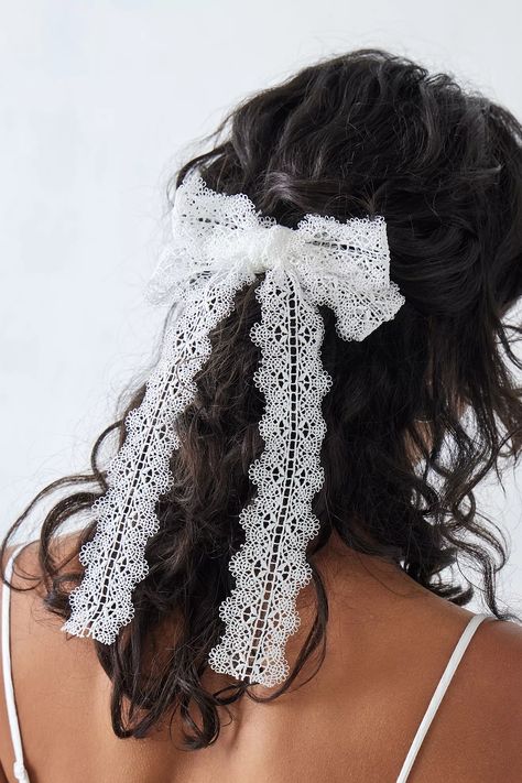 Cute coquette hair clip in an oversized lace bow design. Features delicate lace detailing with hanging ribbons and a silver-tone snap fastened hair clip. Lace Hair Bows, Lace Ribbon Hair, Coquette Hairstyles, Lace Hair Bow, Coquette Hair, Bun Bow, Lace Hair Accessories, Bow Outfit, Mexican Hairstyles