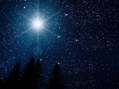 Rare 'Christmas Star' to Appear Dec. 21: Here's What Astronomy Says About the Biblical 'Star of Bethlehem' | CBN News Christmas Star Pictures, Christmas Star Aesthetic, Christmas Night Sky, Stars In The Night Sky, Bethlehem Star, Bethlehem Christmas, Angel Clouds, The Long Dark, Christmas Manger