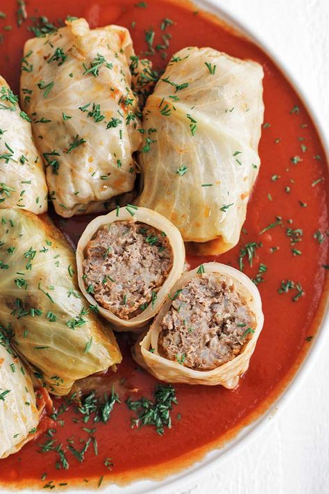 Golumpki Recipe Polish Cabbage Roll, Galumpki Recipe, Golumpki Recipe, Meat Stuffing, Chef Billy Parisi, Lithuanian Recipes, Billy Parisi, Cabbage Rolls Recipe, Stuffed Cabbage