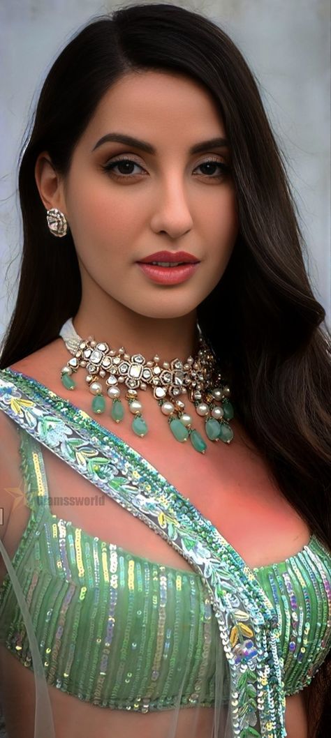 Nora Fatehi Hd Wallpaper, Priyanka Chopra Wedding, Nora Lovely, Actress Hairstyles, Nora Fatehi, Celebrity Stars, Indian Actress Hot Pics, Beauty Face, Bollywood Actress