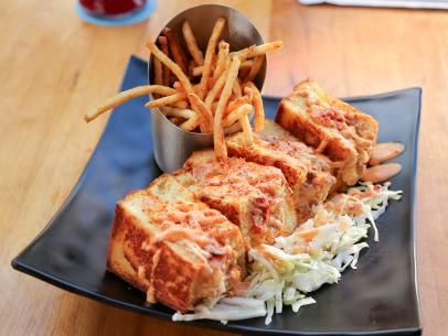 Crab Grilled Cheese, Lobster Grilled Cheese, Lobster Grilled, Dove Recipes, Hawaiian Sweet Breads, Grilled Cheese Recipe, Crab Stuffed, Sandwich Ingredients, Grilled Cheese Recipes