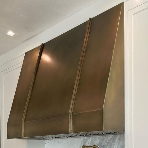 Steel Hood Range, Copper And Brass Range Hood, Brass Oven Hood, Reeded Kitchen Hood, Gold Hood Range, Brass Kitchen Hood, Statement Range Hood, Metal Range Hood Ideas, Metal Hood Kitchen