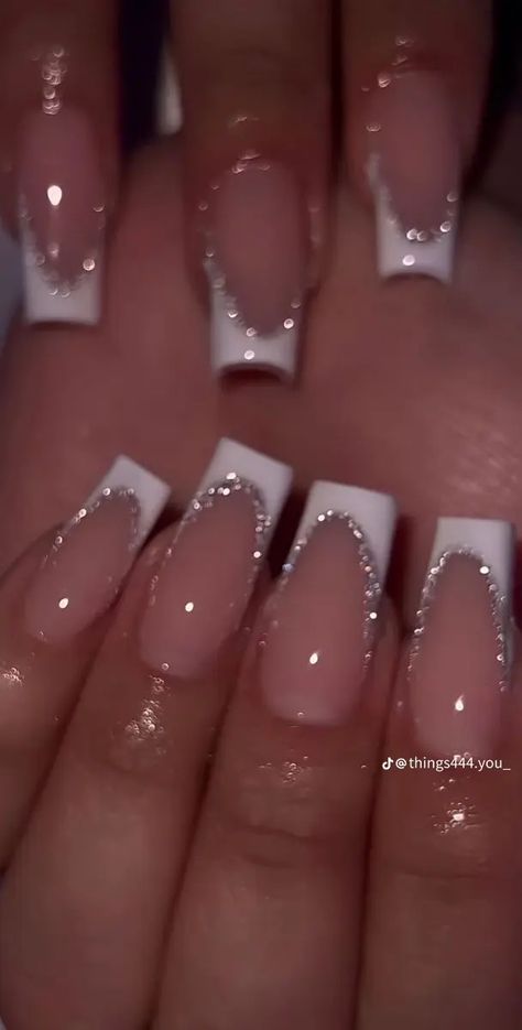 Hoco Nails, Bee Nails, Unghie Sfumate, Gel Nail Ideas, White And Silver Nails, White Glitter Nails, Girly Acrylic, Square Nail Designs, Homecoming Nails Acrylic