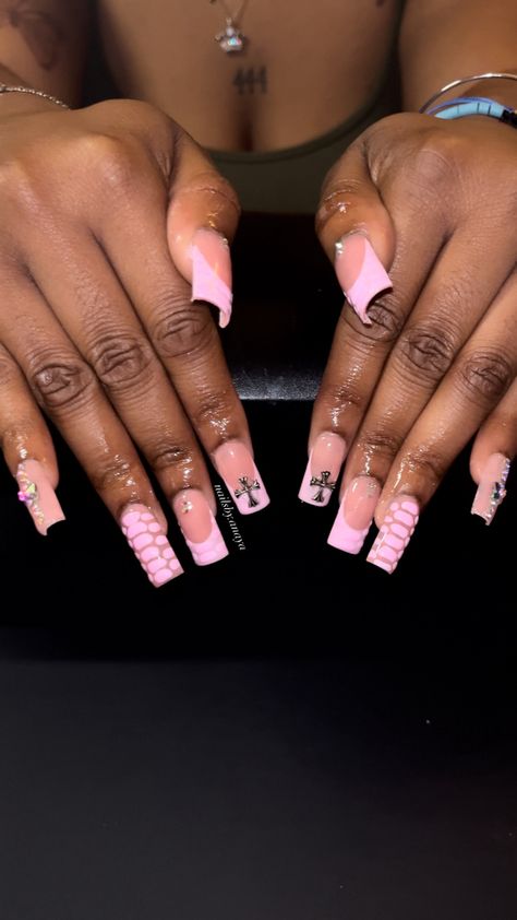 medium nails with pink french tips and 3d croc print Medium Croc Nails, 3d Croc Print Nails, 3d Croc Nails, Croc Print French Tip Nails, Nails With Pink French, Pink Croc Nails, Croc Print Nails, Croc Nails, Pink French Tips