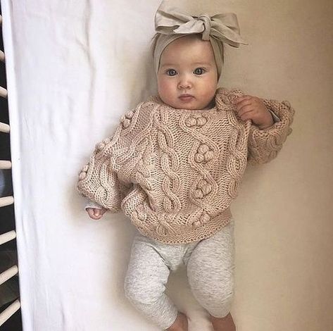 Baby girl sweater outfit idea. Perfect fall outfit for little ones. #ShopStyle #shopthelook #MyShopStyle #BabyOutfit affiliate Baby Mode, Winter Baby Clothes, Pull Bebe, Neutral Baby Clothes, Perfect Fall Outfit, Fantastic Baby, Pullover Outfit, Fashionable Baby Clothes