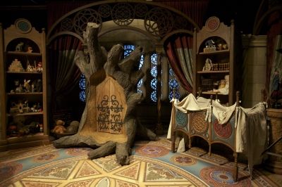 Medieval themed nursery from 'Once Upon a Time.' Medieval Nursery, Fairytale Bedroom, Girl Nursery Themes, Fairytale Nursery, Bedroom Themes