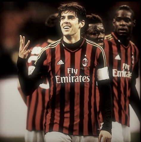 Kaka Pfp 4k, Kaka Ricardo, Kaka Pfp, Ricardo Kaka, Neymar Barcelona, Fly Emirates, Football Photography, Football Icon, Soccer Goal