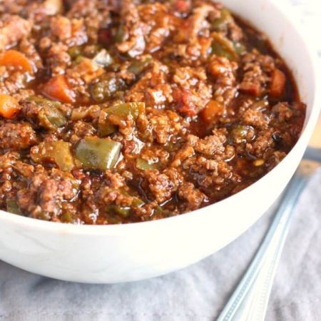 Chili Recipe (No Beans) - Mama Loves Food Chili Recipe No Beans, Chili Recipe Without Beans, Deer Chili Recipe, Beanless Chili Recipe, Easy Chili Recipe Crockpot, Winning Chili Recipes, Award Winning Chili Recipe, Chili Without Beans, Chili Recipe Healthy