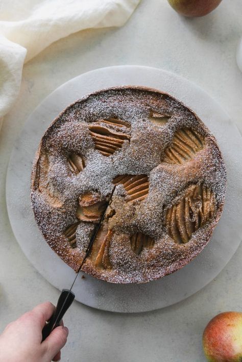 Tahini Cake, Chai Cake, Healthy Afternoon Snacks, Sliced Pears, Chai Spice, Afternoon Snack, Coffee Recipe, Baking Sweets, Time Of Day