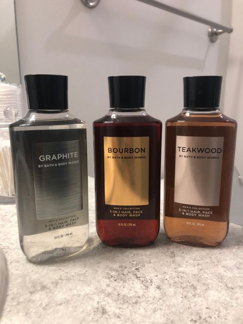 Bourbon Bath And Body Works, Mens Smell Good, Body Hygiene For Men, Bath And Body Works Men Products, Men’s Body Wash, Men Bath And Body Works, Men Hygiene Aesthetic, Black Men Hygiene, Mens Hygiene Aesthetic