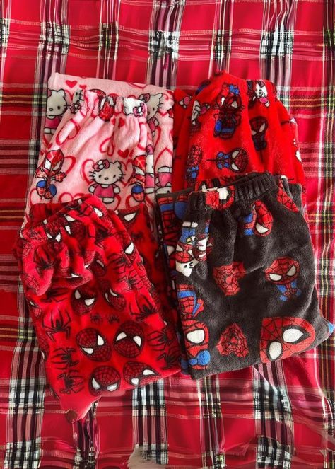 This Hello Kitty Spider Man Loose Pajamas playful characters with soft cotton velvet fabric for a cozy, casual look. Designed with a unique Hello Kitty and Spider-Man pattern, it’s perfect for lounging or sleeping comfortably. The fit and long pants make it a versatile addition to your sleepwear collection. Made from cotton velvet fabric, offering a soft and comfortable texture for all-day wear. Features a fun crossover design of Hello Kitty and Spider-Man, adding a playful touch to your loungew Man Sleeping, Comfy Blouse, Cartoon Designs, Flannel Pajama Pants, Warm Pants, Trendy Denim, Sleeveless Short Dress, Casual Home, Flannel Pajamas