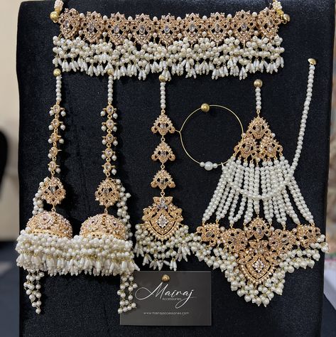 Bridal jewellery earrings