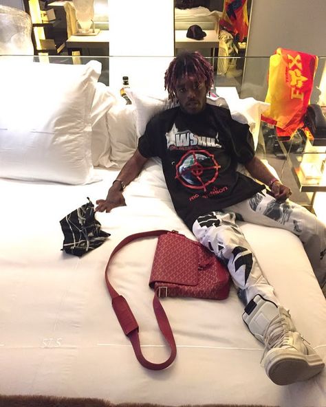 Check the shop for new styles Lil Uzi Vert Style, Famous Dex, Swag Pics, Rapper Style, Rap Aesthetic, Lil Uzi, Fire Fits, Lil Uzi Vert, Travis Scott