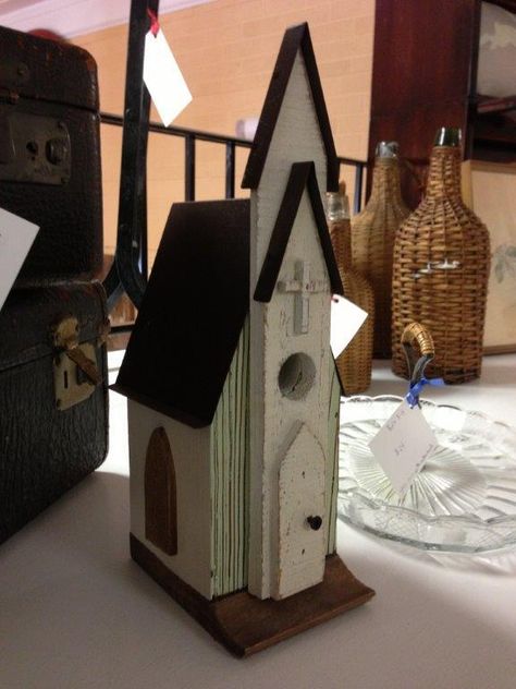 church birdhouse plans Wooden House Plans, Birdhouse Plans, Intarsia Wood Patterns, Homemade Bird Houses, Bird Houses Ideas Diy, Woodworking Plans Pdf, Garden Birdhouses, Wood Projects For Kids, Wooden Bird Houses