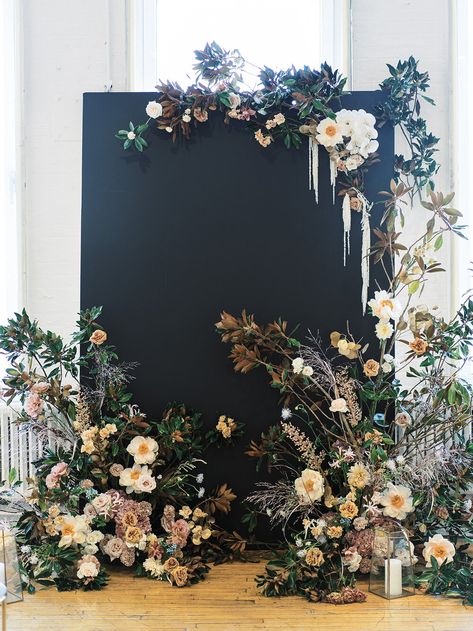 Nyc Florist, Easter 2023, Wedding Background Decoration, Diy Wedding Backdrop, Florist Wedding, Wedding Backdrop Design, Wedding Backdrop Decorations, Easy Backdrops, Black Backdrop