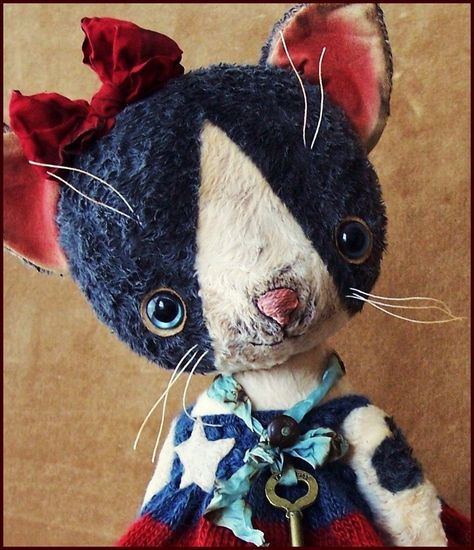 Kitten Toys, Handmade Pet, Cat Doll, Toy Doll, Bear Art, Animal Dolls, Fabric Dolls, Felt Animals, Stuffed Toys Patterns